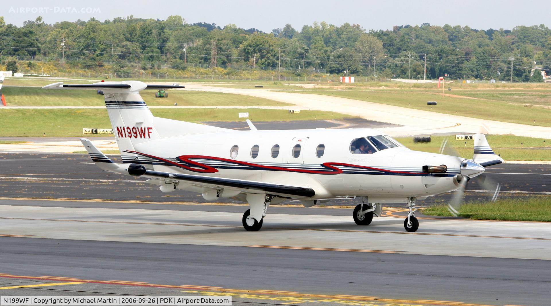 N199WF, 1998 Pilatus PC-12/45 C/N 199, Taxing to Runway 2R