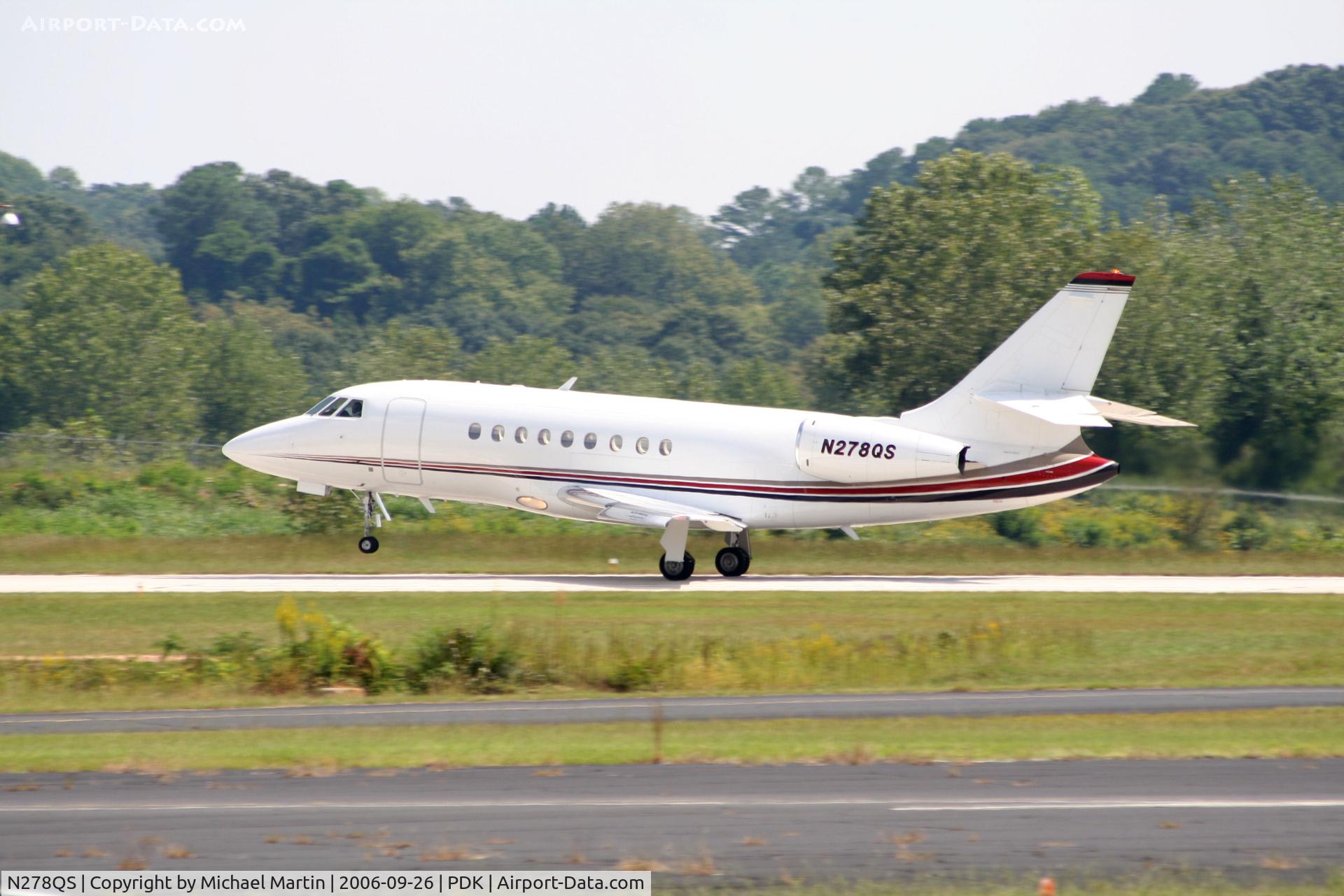 N278QS, 1999 Dassault Falcon 2000 C/N 77, Departing PDK enroute to BDL