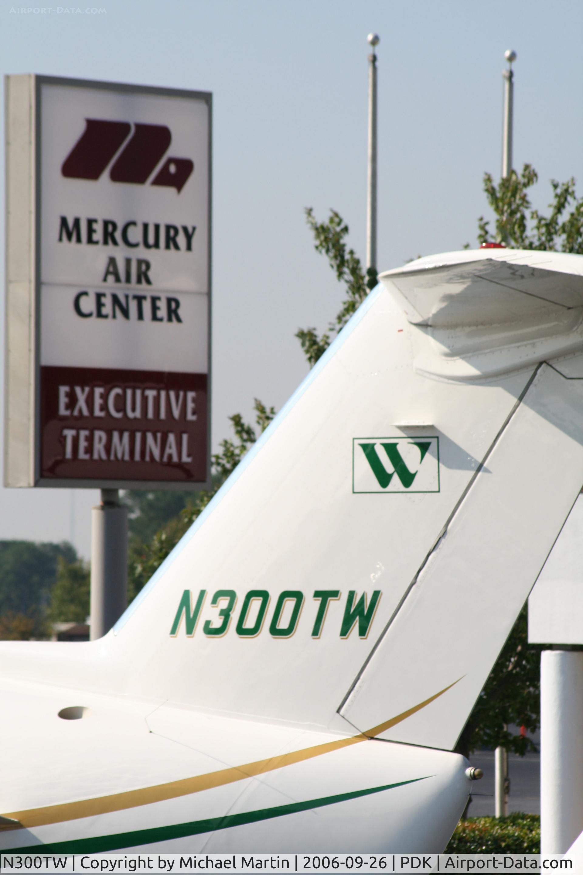 N300TW, 1999 Bombardier Challenger 604 (CL-600-2B16) C/N 5428, Parked at Mercury Air Center