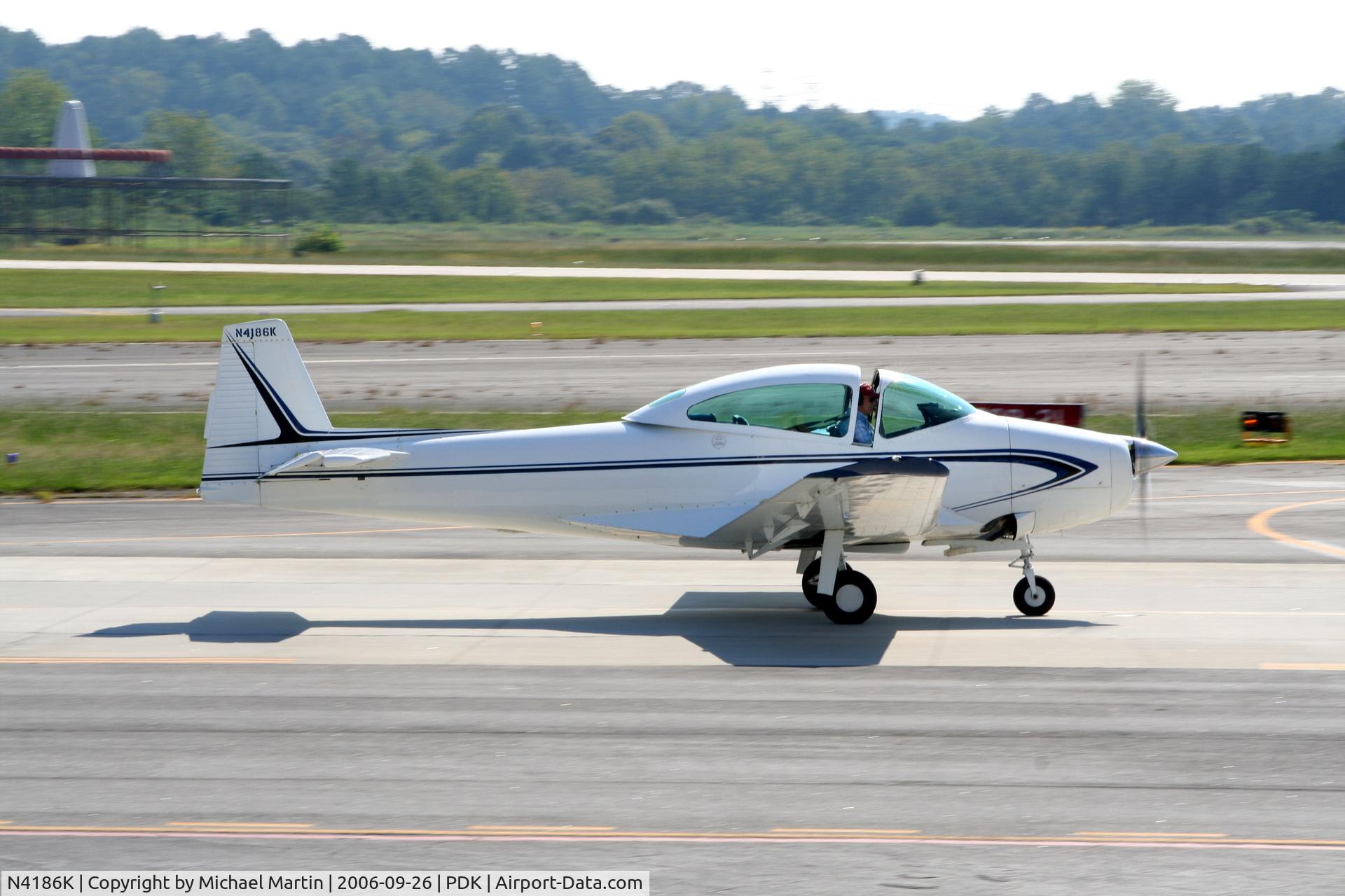 N4186K, 1948 Ryan Navion C/N NAV-4-1186, Taxing to Runway 2L