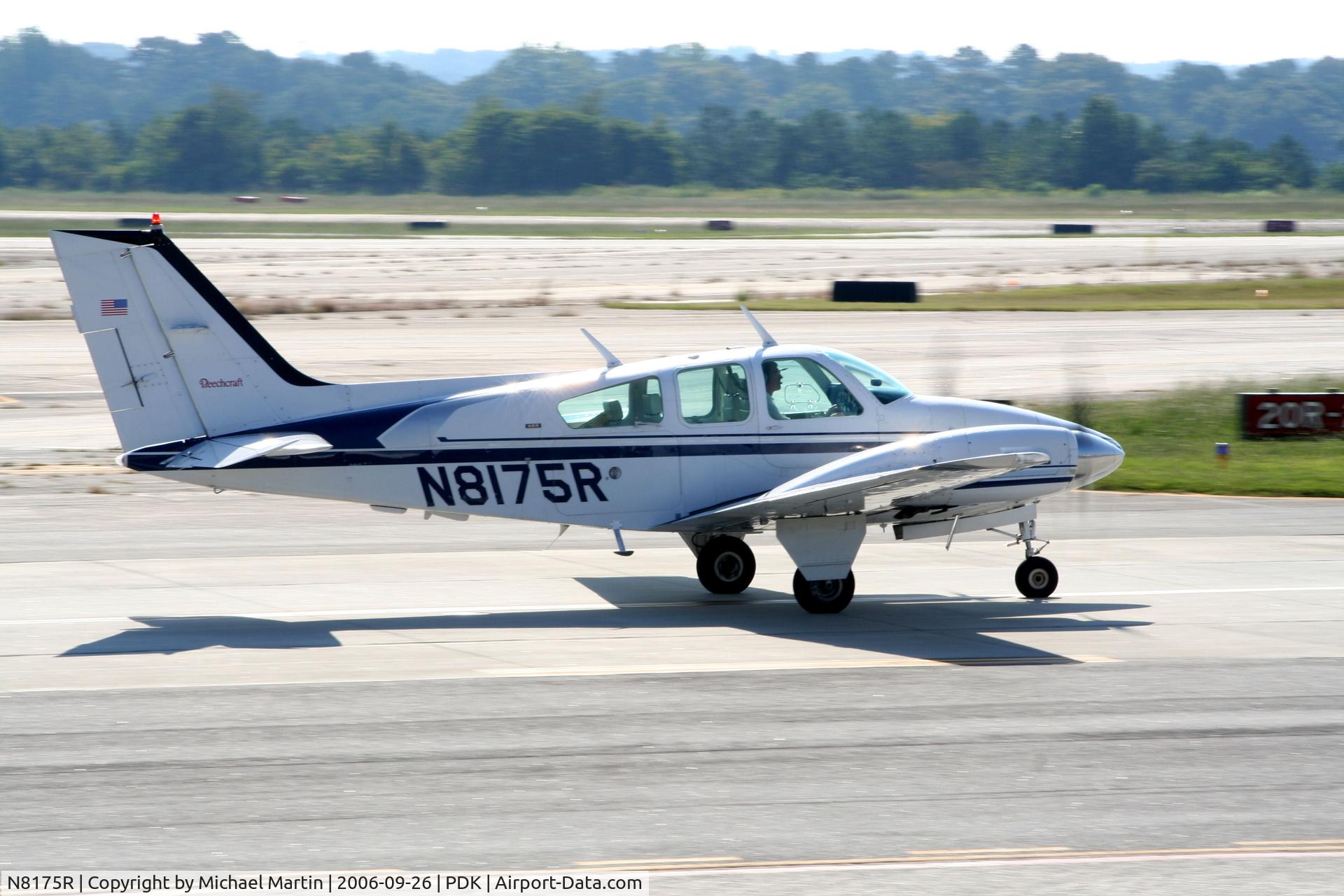 N8175R, 1974 Beech 95-B55 (T42A) Baron C/N TC-1754, Taxing to Runway 2R