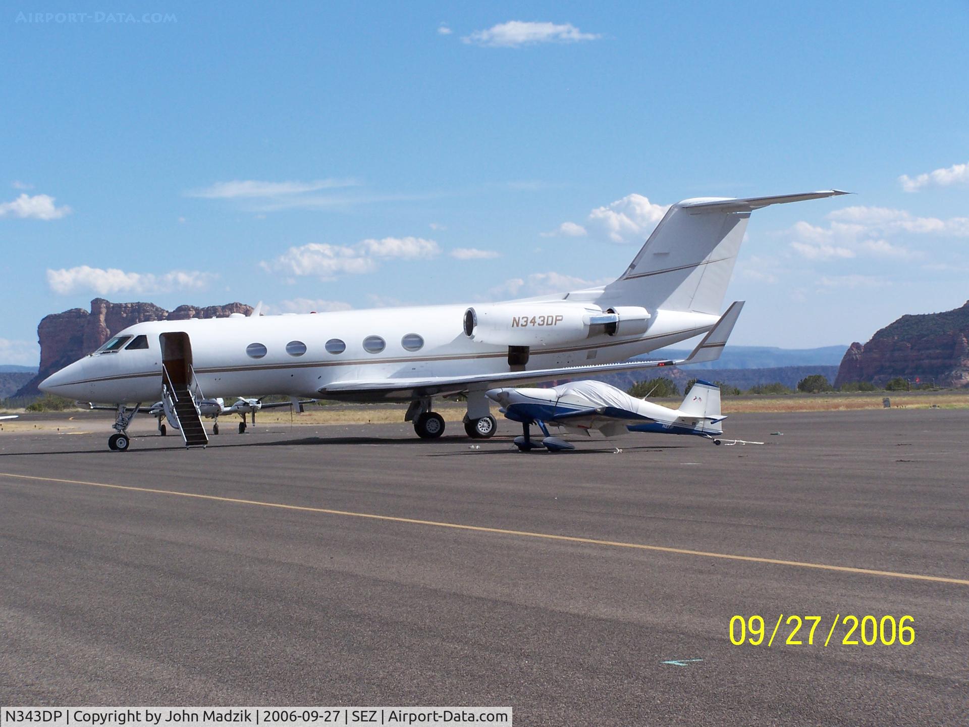 N343DP, 1986 Gulfstream Aerospace G-1159A Gulfstream III C/N 483, Sedona Airport  Dropping off passengers