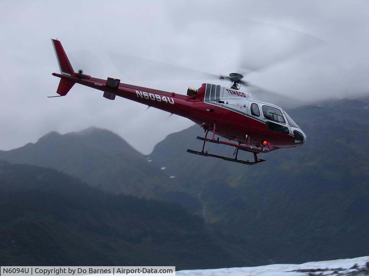 N6094U, 1994 Eurocopter AS-350BA Ecureuil C/N 2751, just got off at Mendenhall glacier in Alaska
