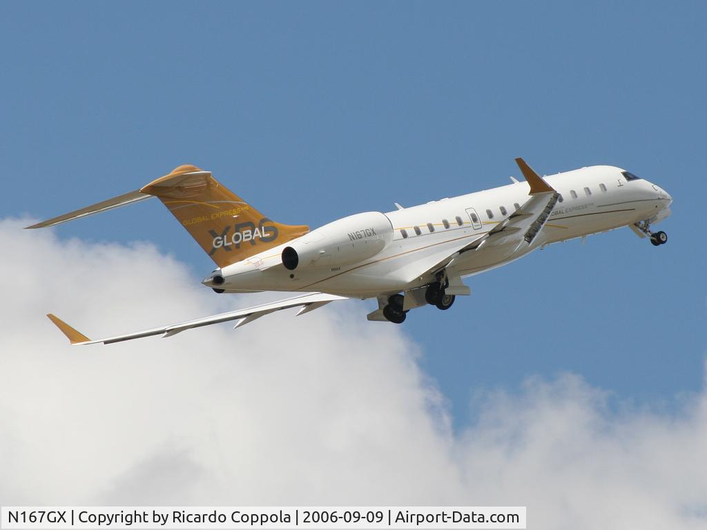 N167GX, 2005 Bombardier BD-700-1A10 Global Express XRS C/N 9167, High Performance Takeoff
