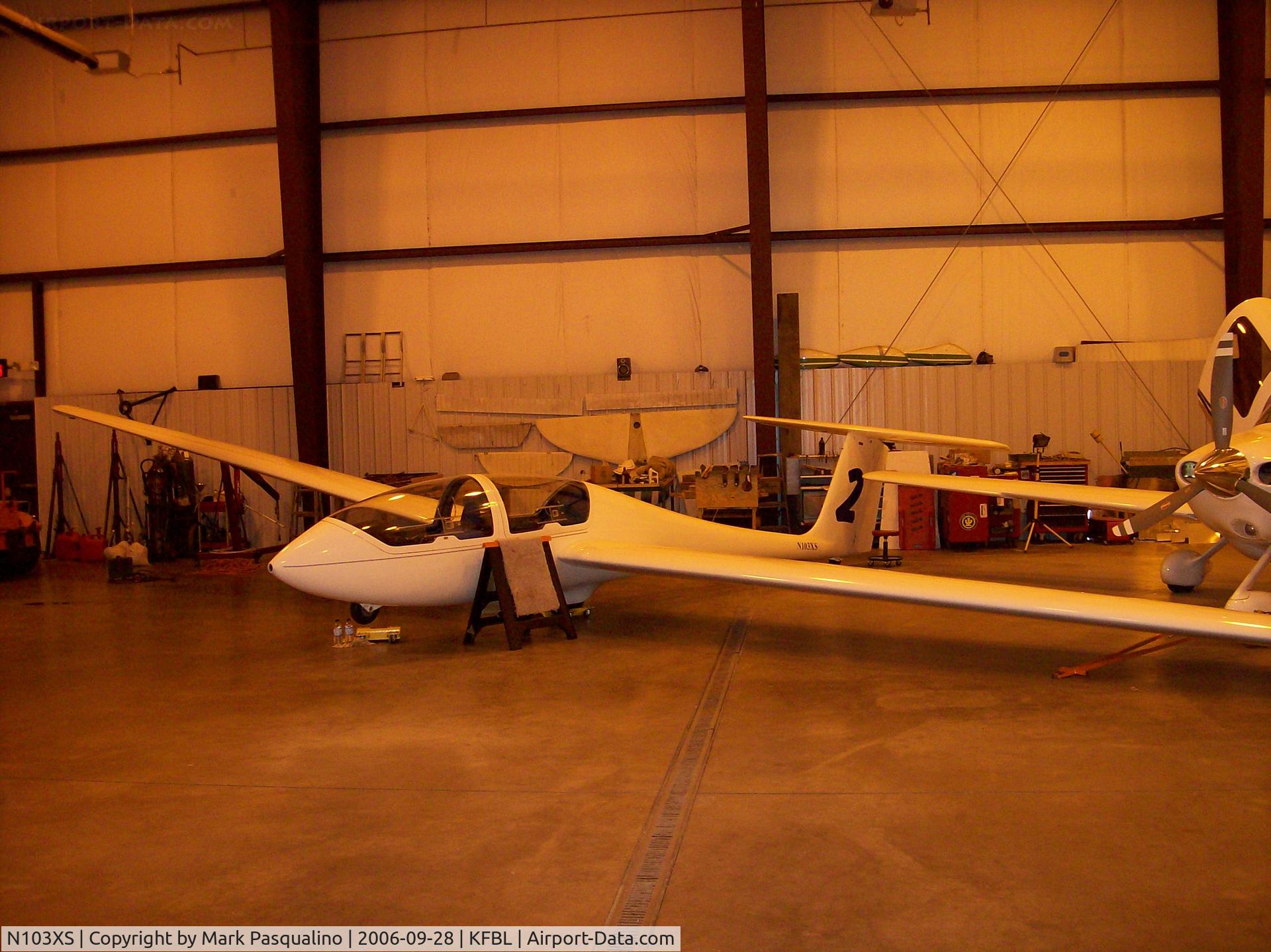 N103XS, 1982 Grob G-103 Twin Astir II C/N 3745, Grob G103
