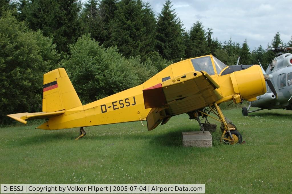 D-ESSJ, 1974 Let Z-37A Cmelak C/N 17-28, Let C-37