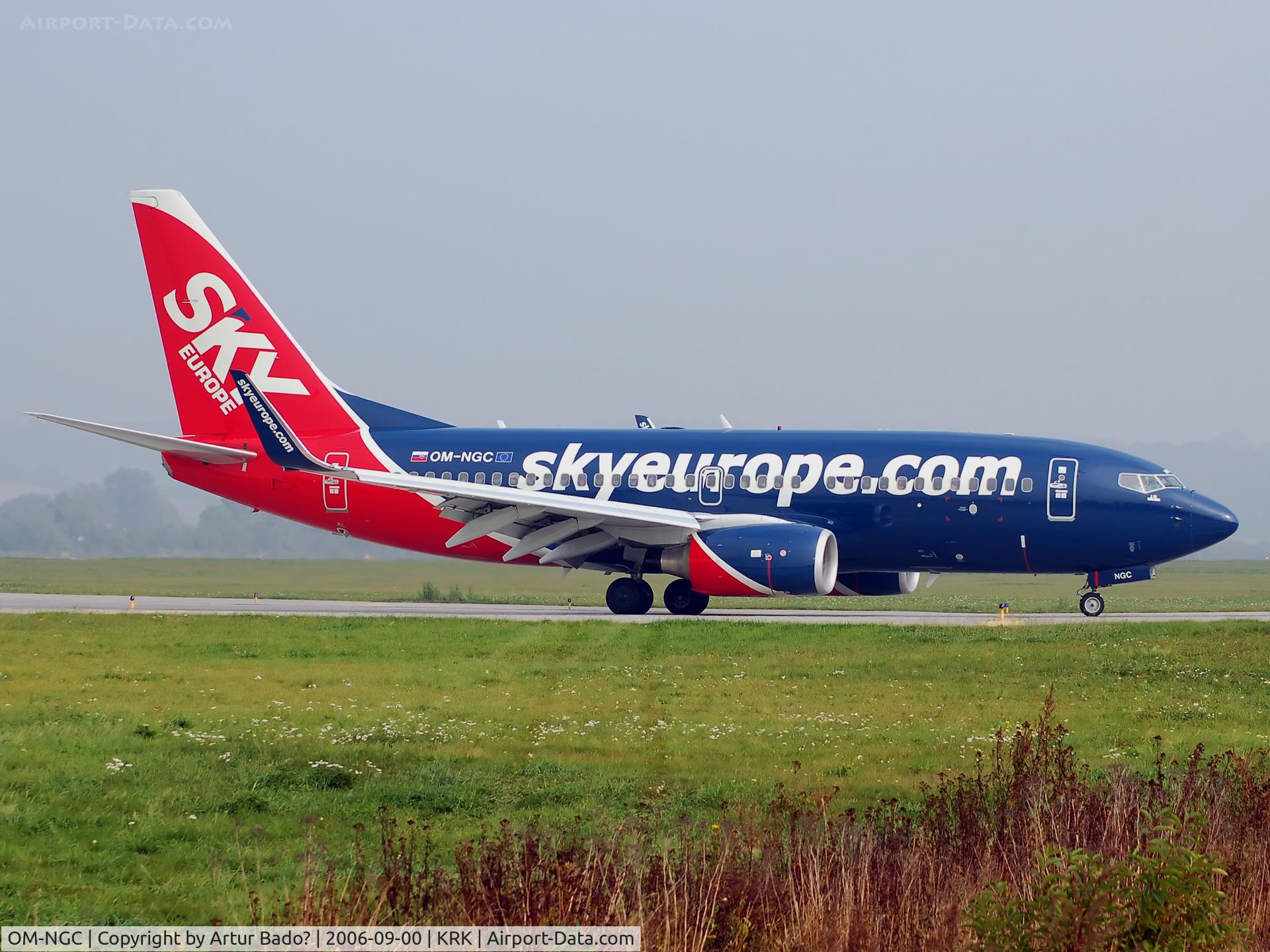 OM-NGC, 2006 Boeing 737-76N C/N 32696, SkyEurope