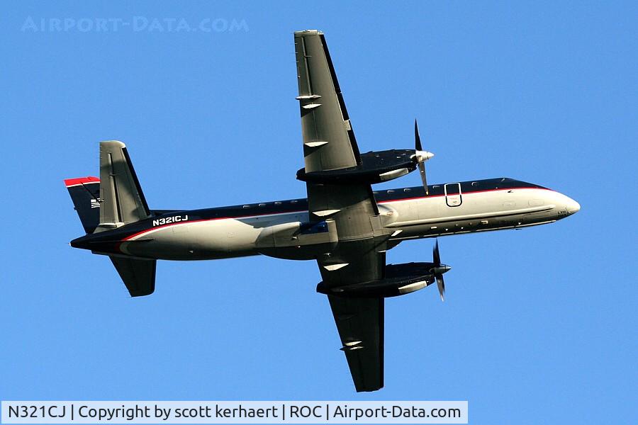 N321CJ, 1992 Saab 340B C/N 340B-321, departing r/w 22