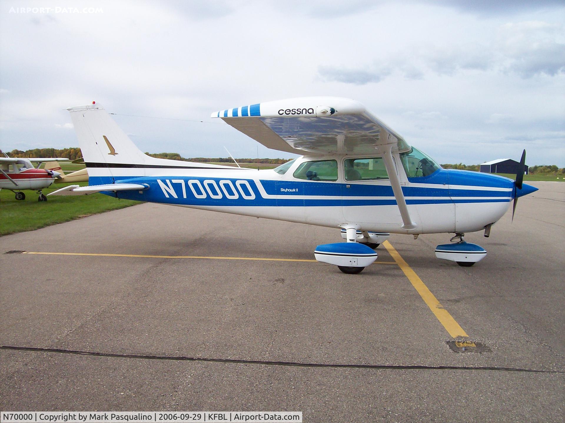 N70000, 1976 Cessna 172M C/N 17267178, Cessna 172