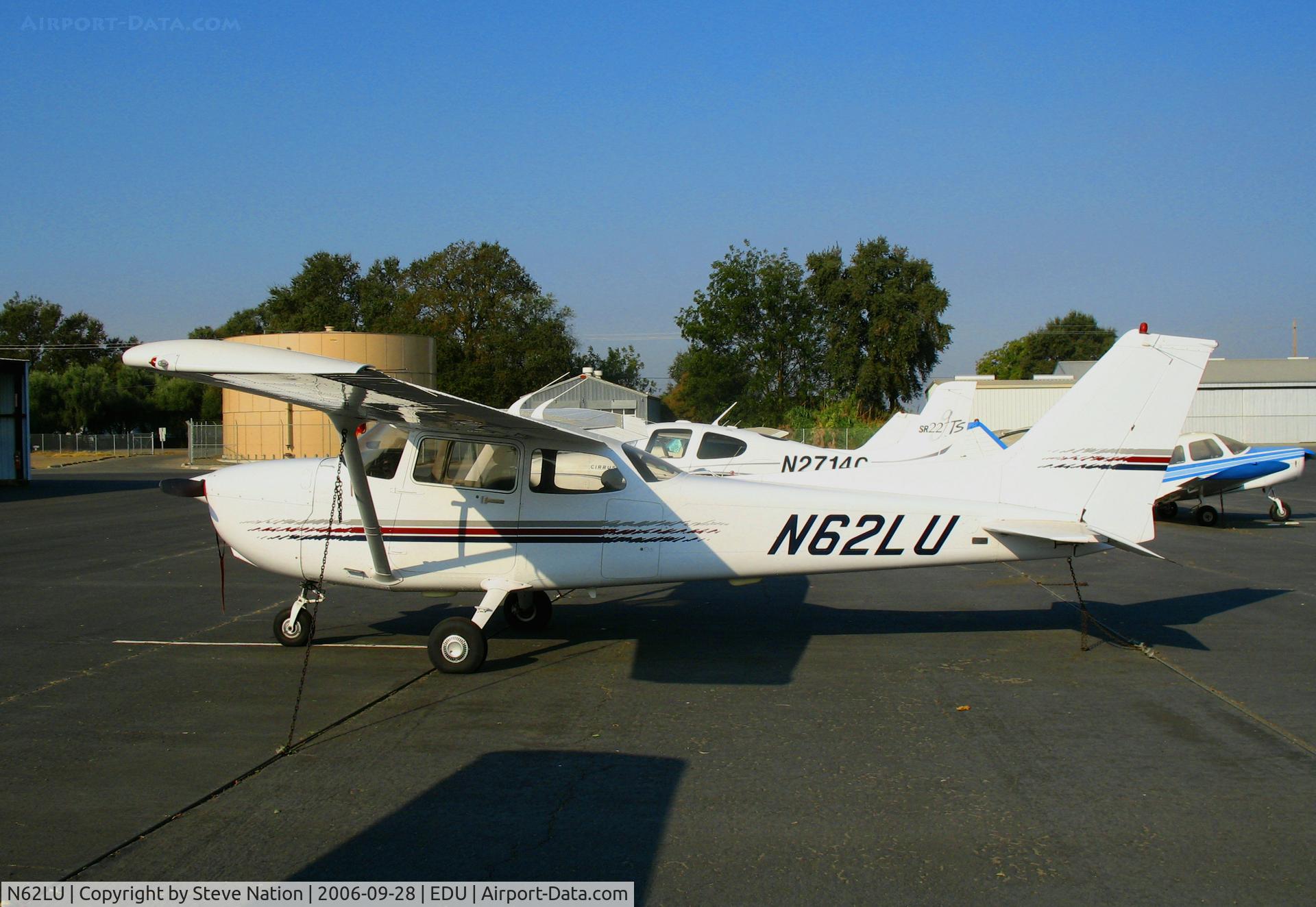 N62LU, 1998 Cessna 172R C/N 17280590, Sunny day shot of 1998 Cessna 172R @ University Airport (Davis), CA