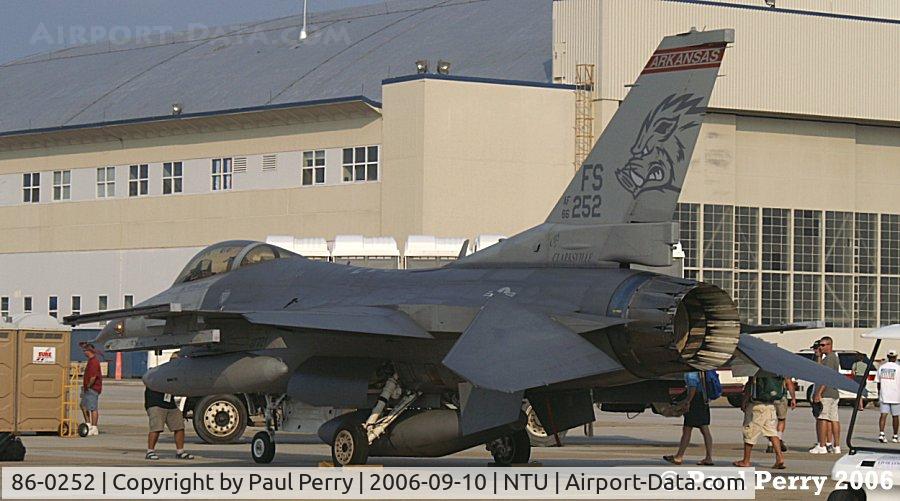 86-0252, 1986 General Dynamics F-16C Fighting Falcon C/N 5C-358, One of the C-models in from Arkansas