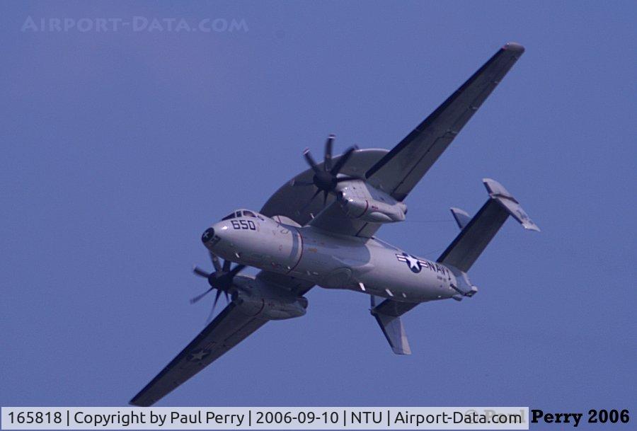 165818, 2000 Northrop Grumman E-2C Hawkeye C/N A189, Pulling hard during her demo