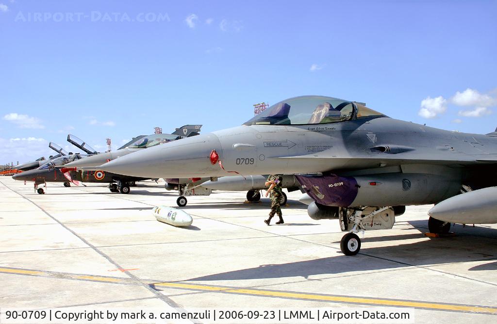 90-0709, 1990 General Dynamics F-16CG Night Falcon C/N 1C-317, F.16