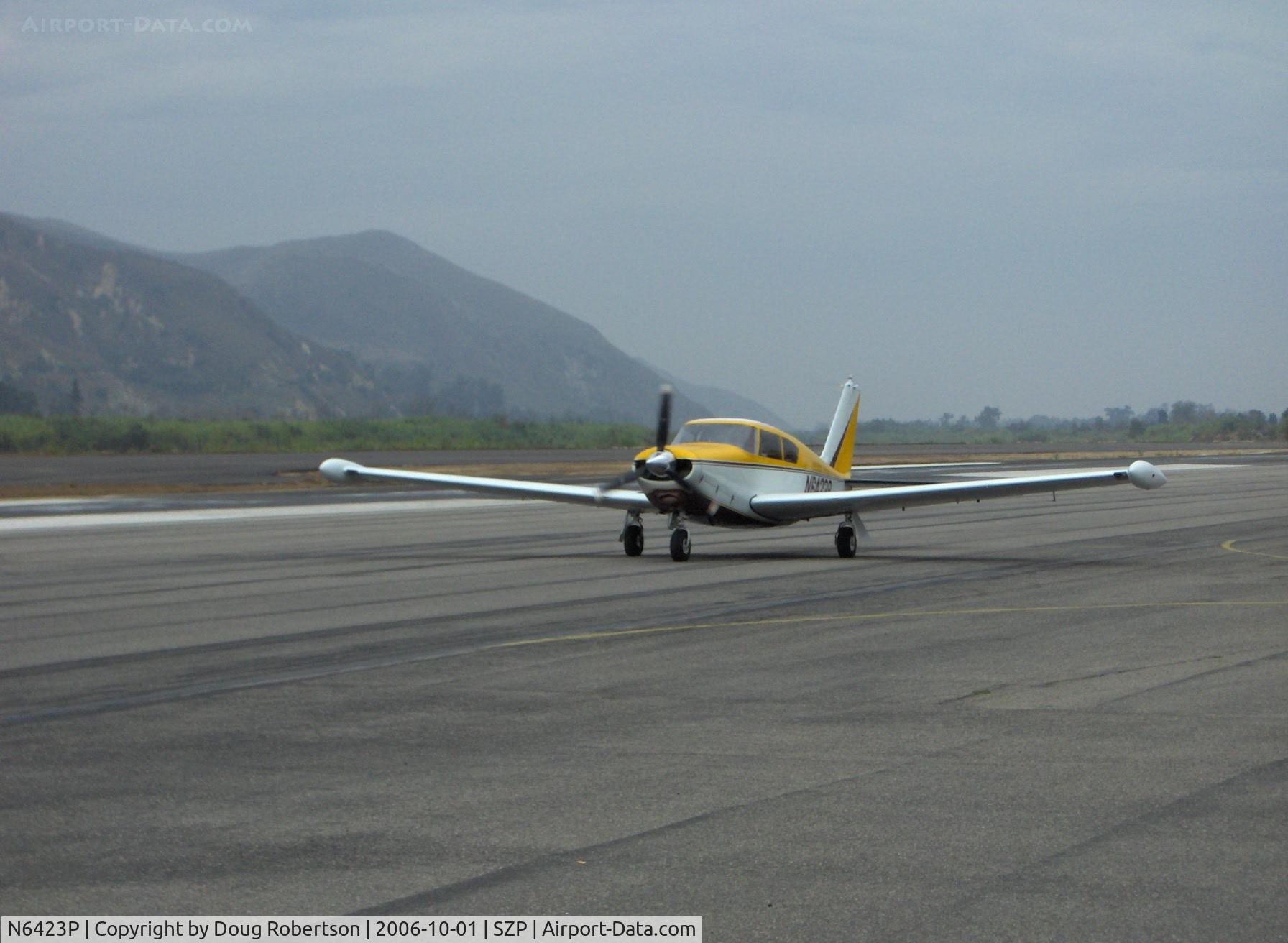 N6423P, 1959 Piper PA-24-250 Comanche C/N 24-1533, 1959 Piper PA-24-250 COMANCHE, Lycoming O-540-A1A5 250 Hp, tip tanks, taxi after landing Runway 22