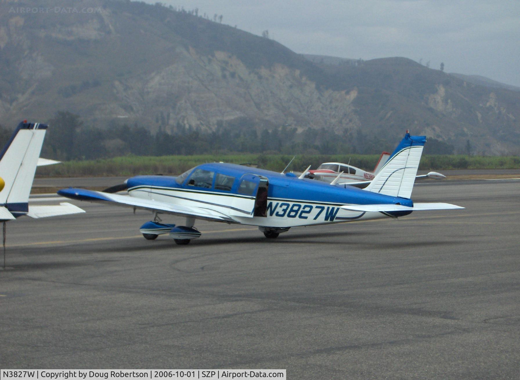 N3827W, 1966 Piper PA-32-260 Cherokee Six Cherokee Six C/N 32-760, 1966 Piper PA-32-260 CHEROKEE SIX, Lycoming O-540-E4B 260 Hp, taxi