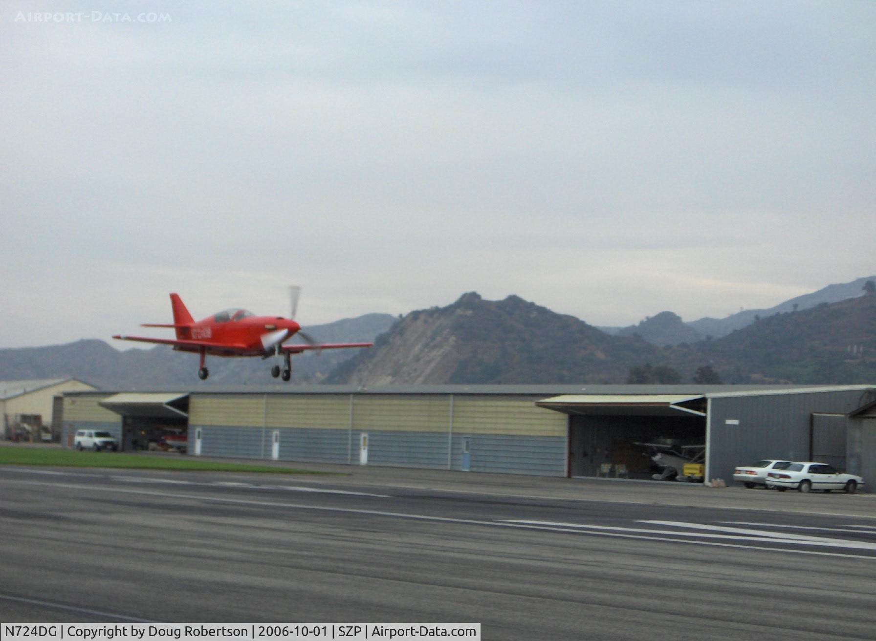 N724DG, 2002 Legend Aircraft Legend C/N 1, 2002 GRAY SPECIAL TURBINE LEGEND, Walter 601D 724 shp turbine, landing Runway 22