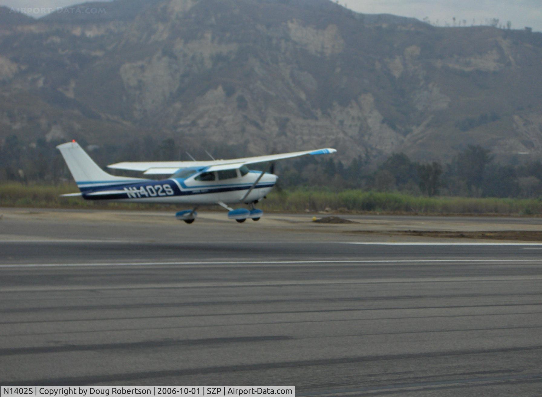 N1402S, 1976 Cessna 182P Skylane C/N 18264962, 1976 Cessna 182P SKYLANE, Continental O-470-S 230 Hp, takeoff Runway 22