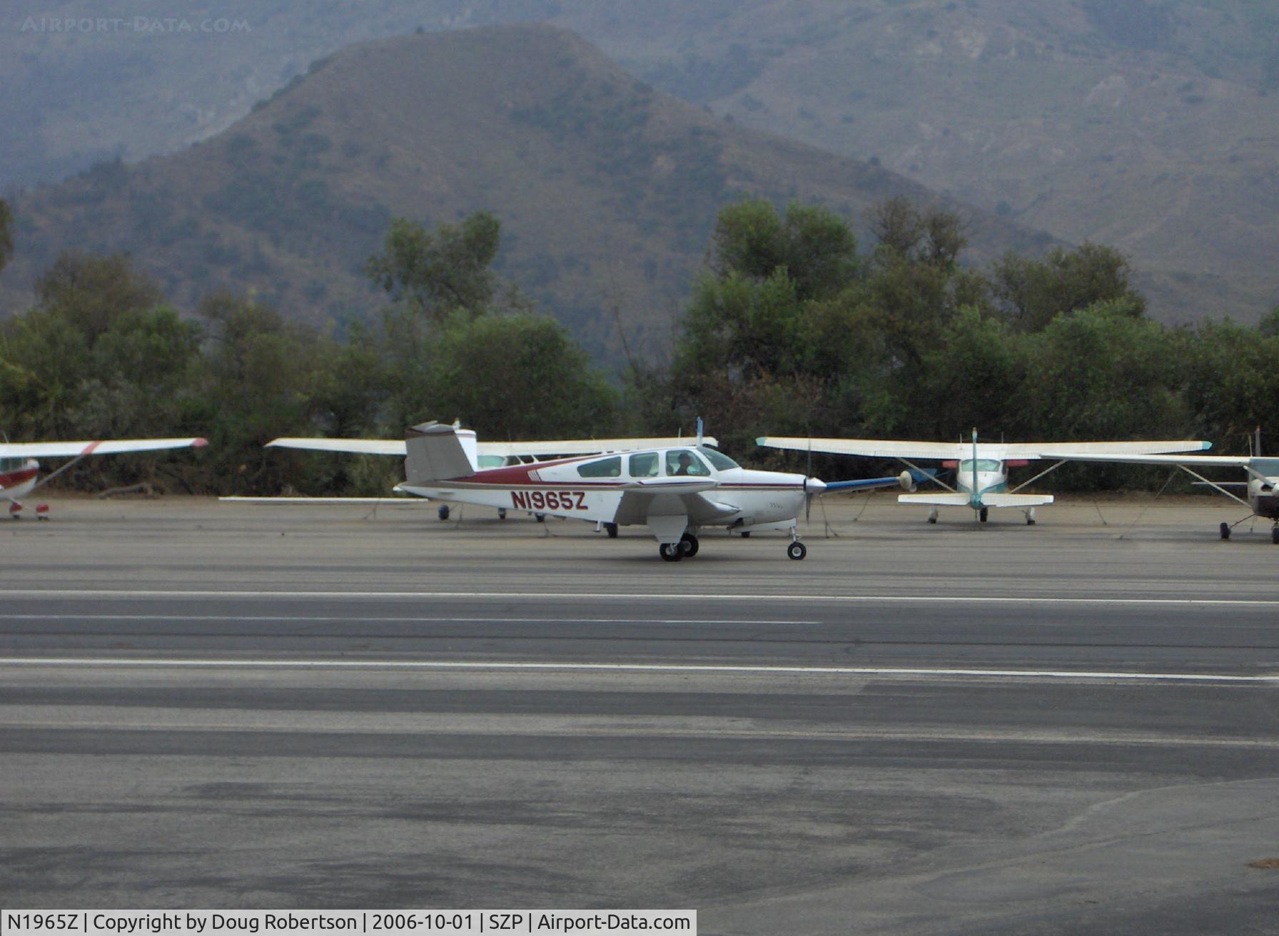 N1965Z, 1965 Beech S35 Bonanza C/N D-7805, 1965 Beech S35 BONANZA, Continental IO-520-B 285 Hp, taxi search for tiedown