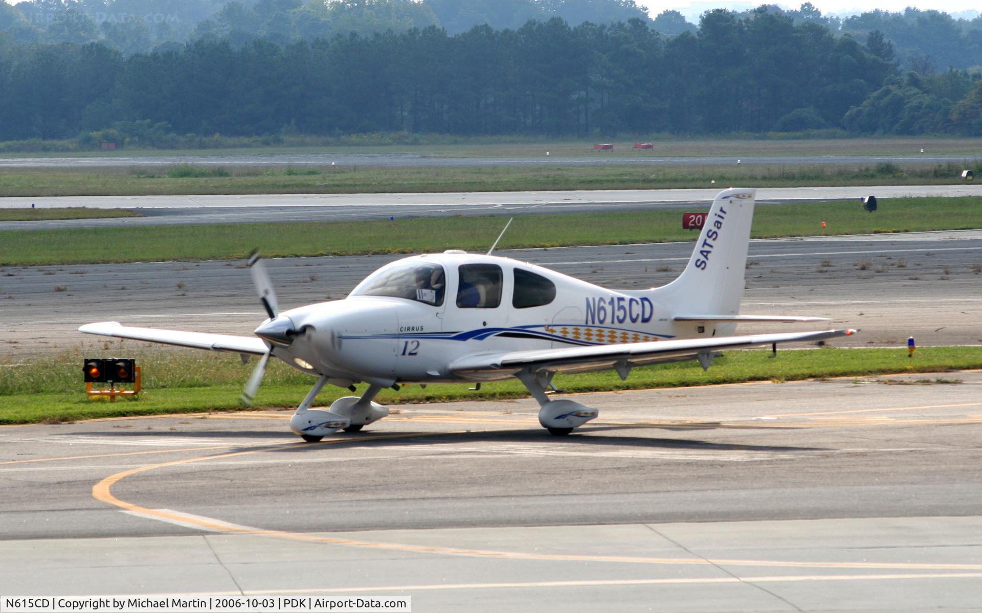 N615CD, 2005 Cirrus SR22 C/N 1671, AirCab 12 Taxing to Runway 20R