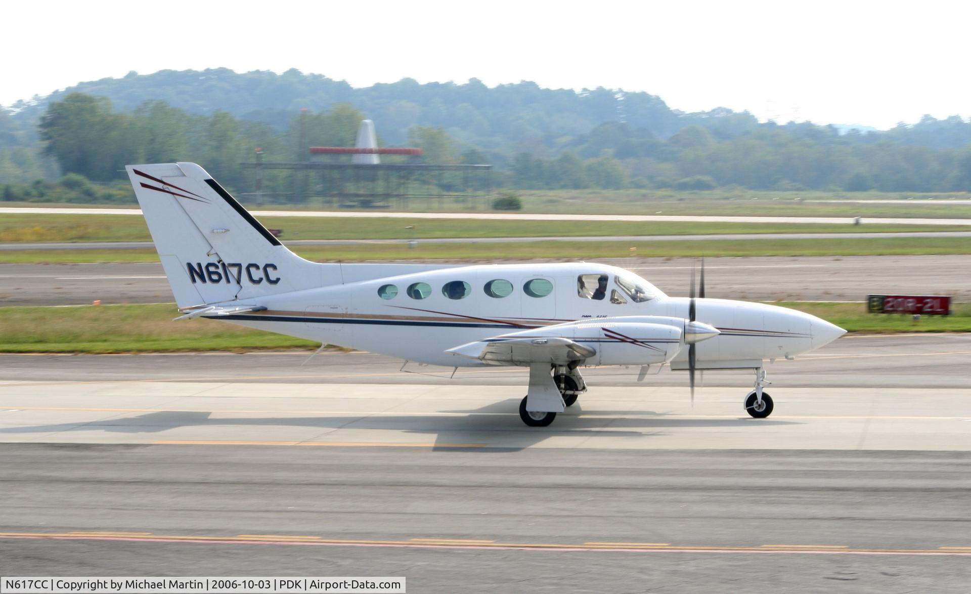 N617CC, Cessna 421C Golden Eagle C/N 421C0897, Taxing to Runway 2R