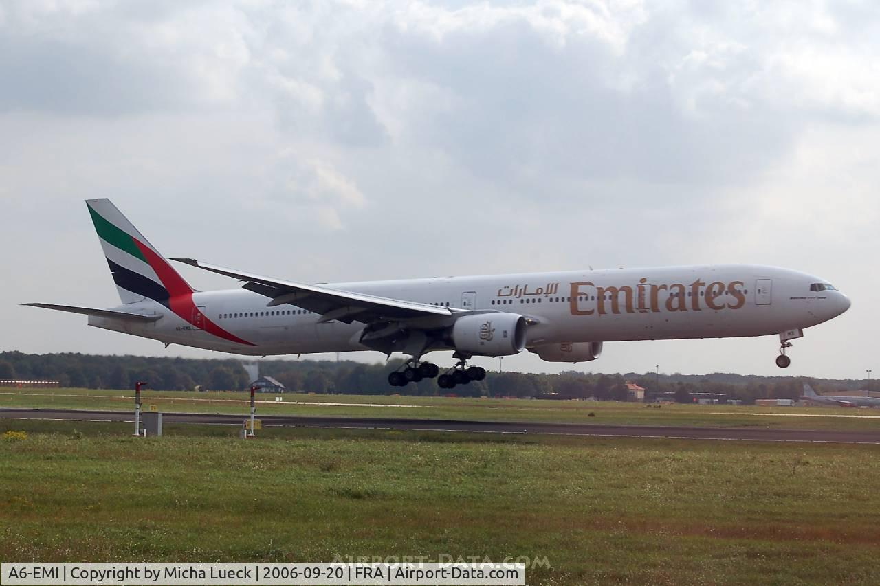 A6-EMI, 1996 Boeing 777-21H/ER C/N 27250, Seconds before touch-down