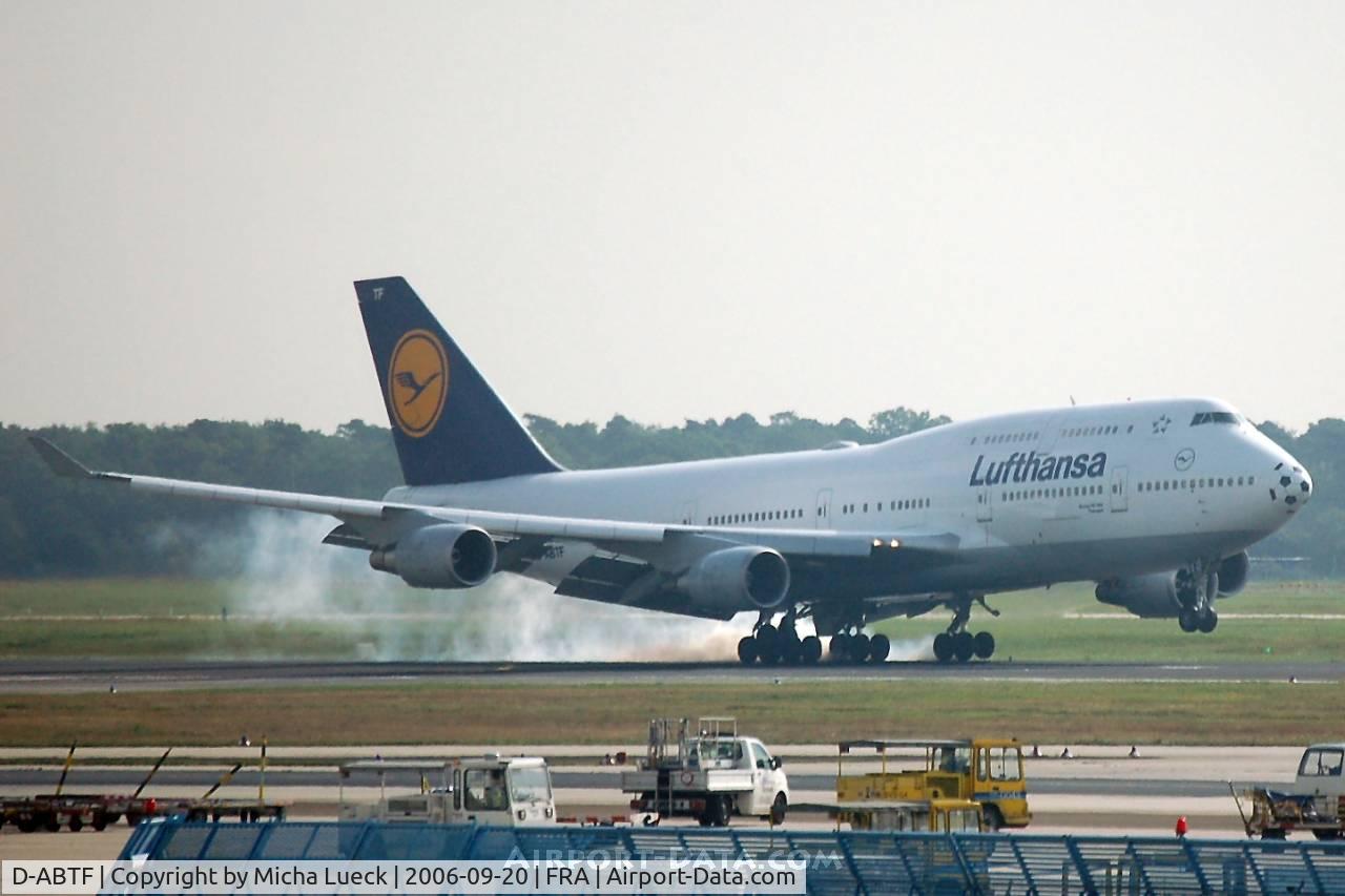 D-ABTF, 1991 Boeing 747-430M C/N 24967, Burning rubber in Frankfurt