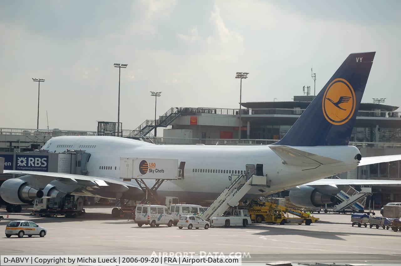 D-ABVY, 2000 Boeing 747-430 C/N 29869, Getting ready for the next long haul flight