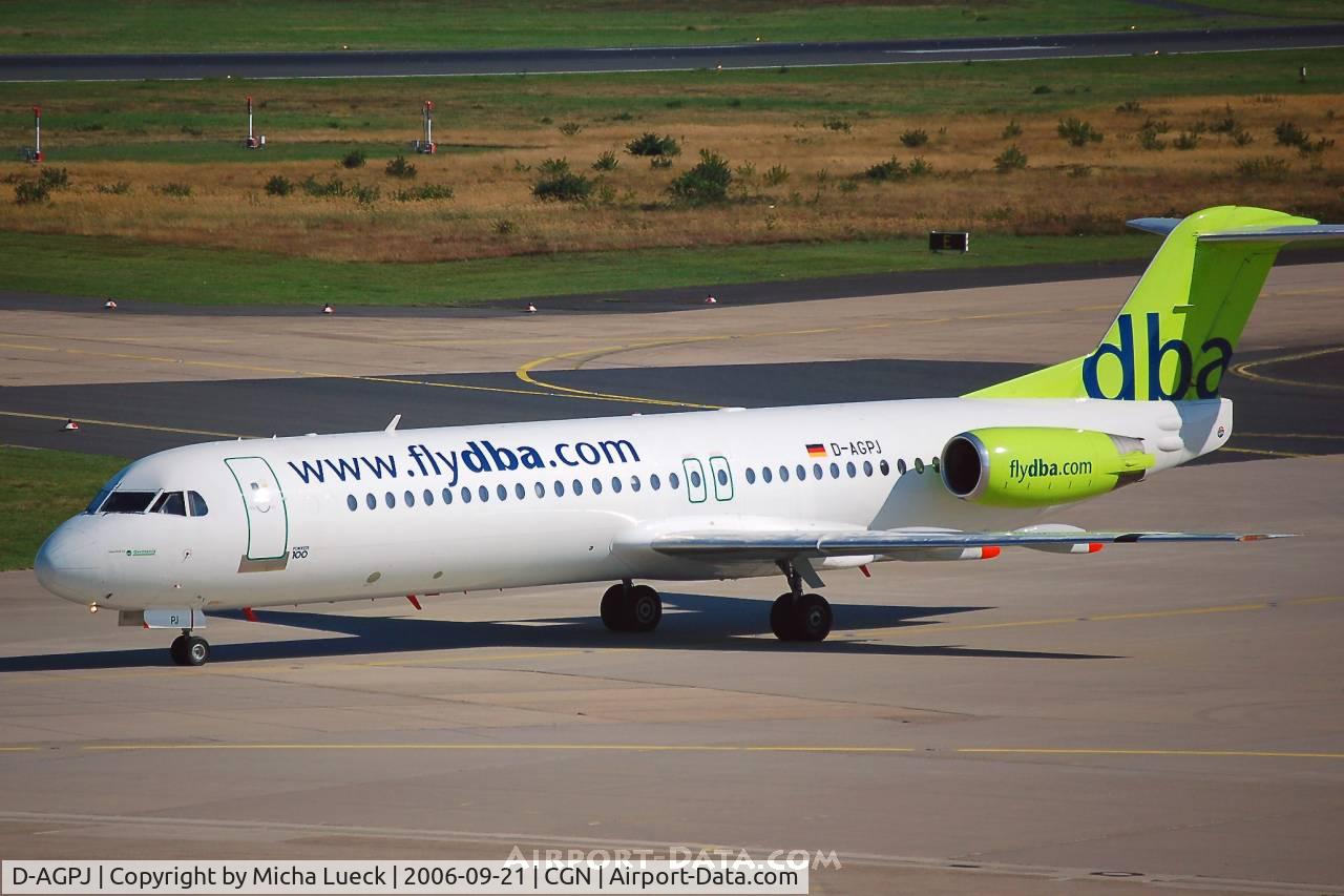D-AGPJ, 1990 Fokker 100 (F-28-0100) C/N 11312, Taxiing to the gate