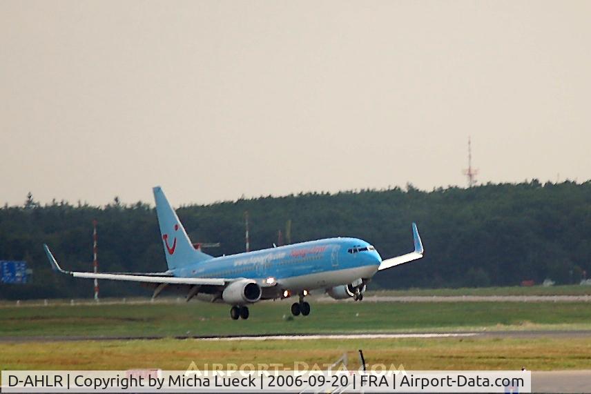 D-AHLR, 2002 Boeing 737-8K5 C/N 32907, Landing with some cross-wind