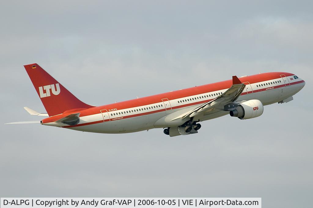 D-ALPG, 2002 Airbus A330-223 C/N 493, After take off RWY29.