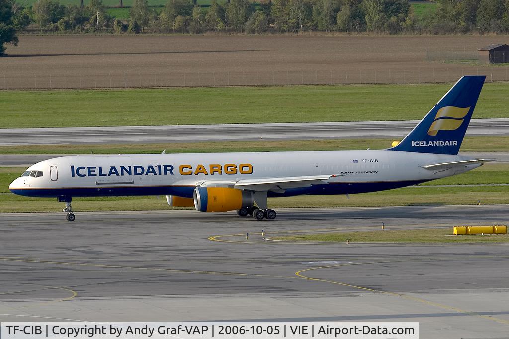 TF-CIB, 1992 Boeing 757-204 C/N 26962, On the way to RWY29 for take off.