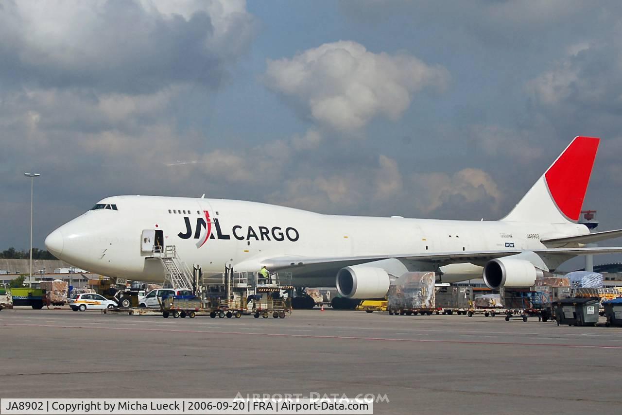 JA8902, 1992 Boeing 747-446 C/N 26344, At Frankfurt