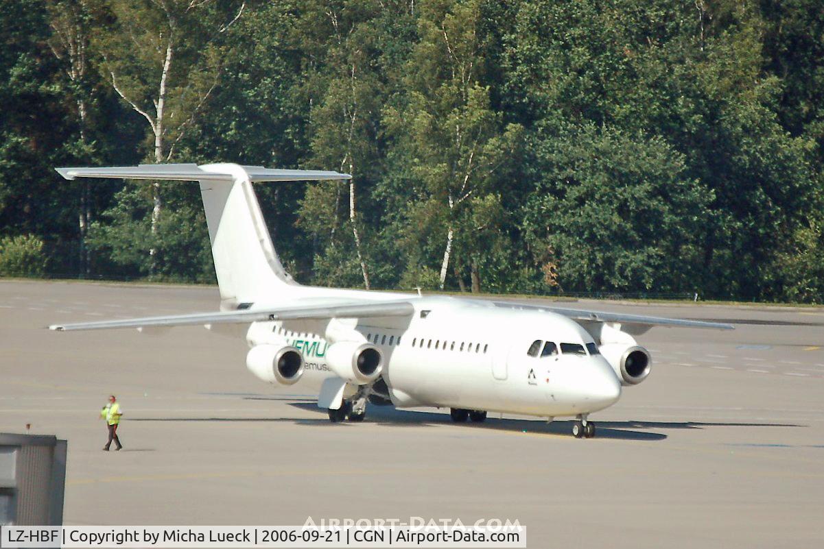 LZ-HBF, 1990 British Aerospace BAe.146-300 C/N E3146, Taxiing to the runway for take-off