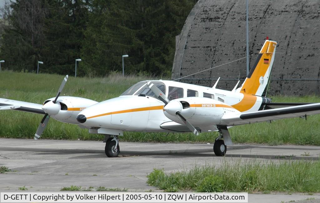 D-GETT, 1977 Piper PA-34-200T Seneca II C/N 34-7770376, Piper PA-34-220T