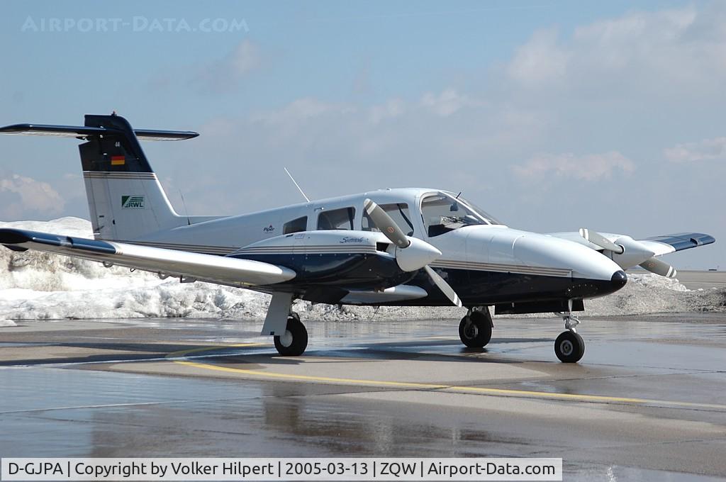 D-GJPA, 2004 Piper PA-44-180 Seminole C/N 44-96184, Piper PA-44 Seminole