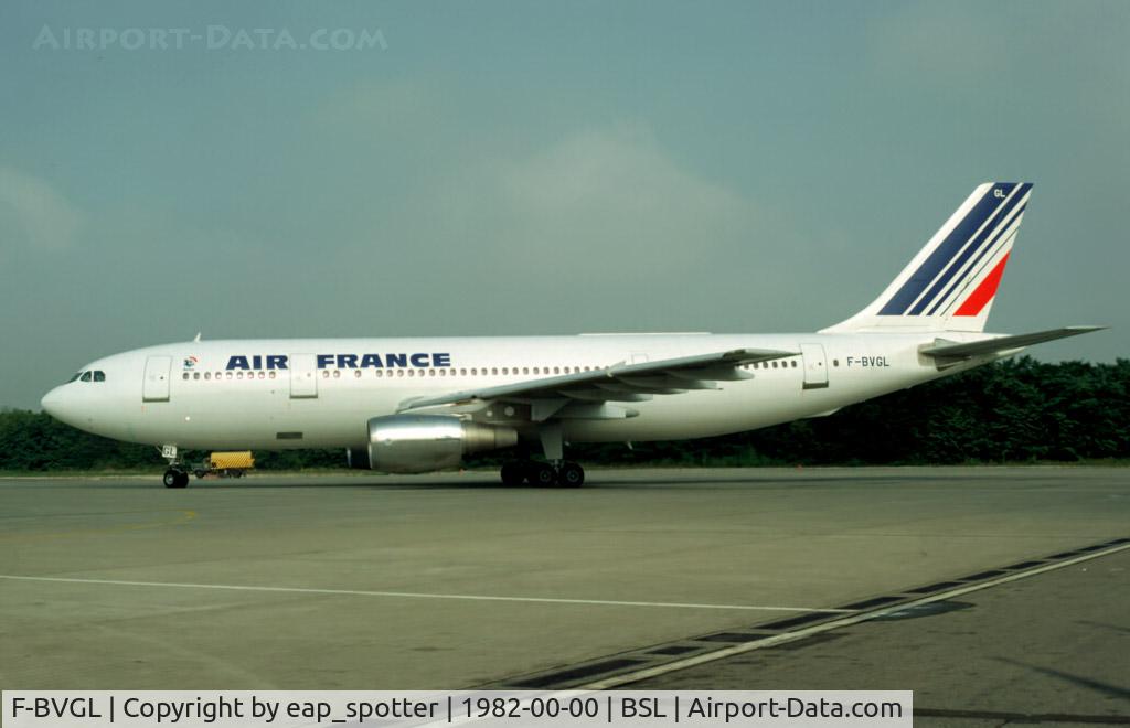 F-BVGL, 1979 Airbus A300B4-203 C/N 074, Departing to  Paris-Orly