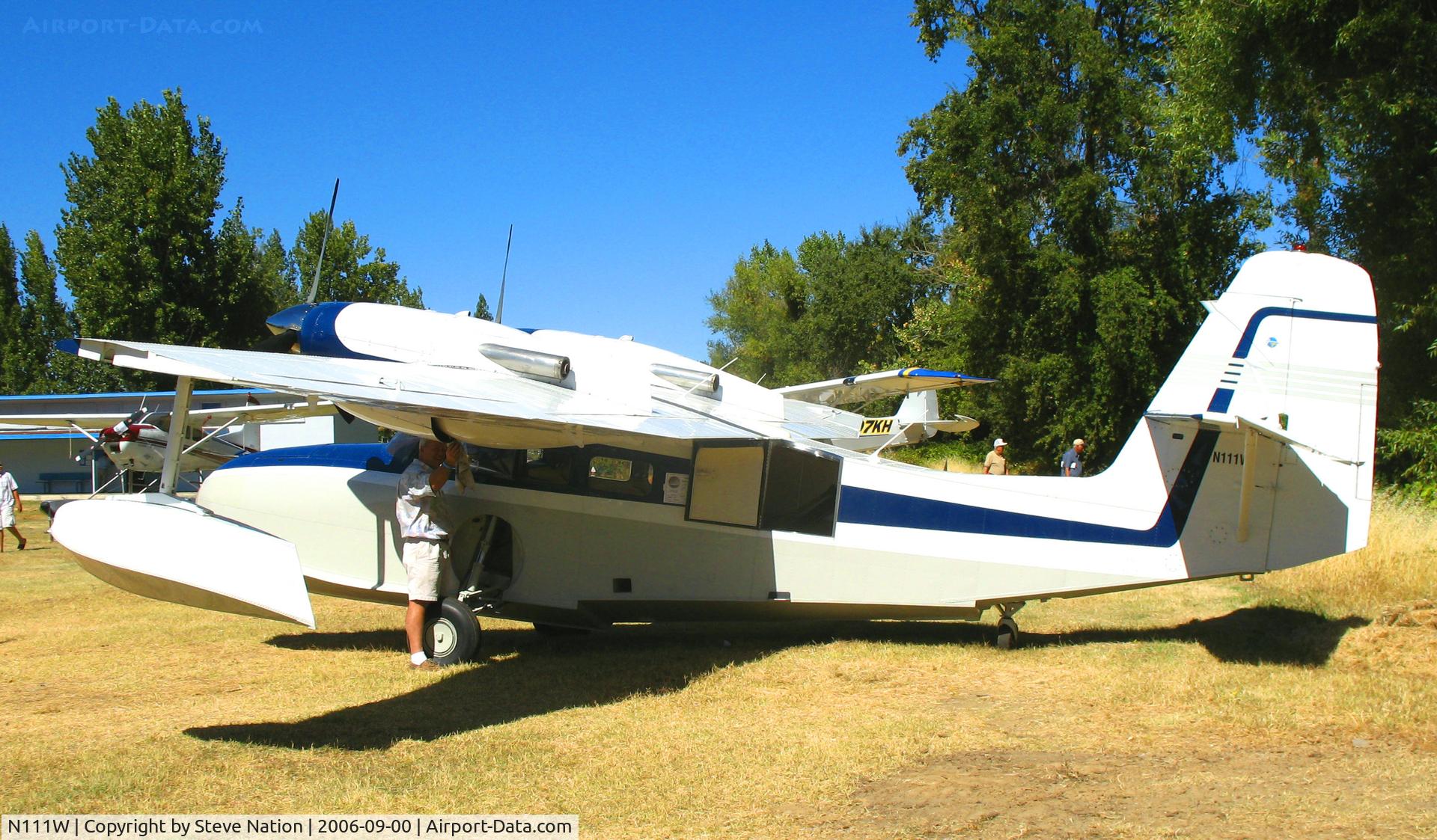 N111W, 1945 Grumman G-44A Widgeon C/N 1420, Beautiful 1945 Grumman G-44A Widgeon attending Clear Lake Splash-in @ Natural High School seaplane ramp, Lakeport, CA