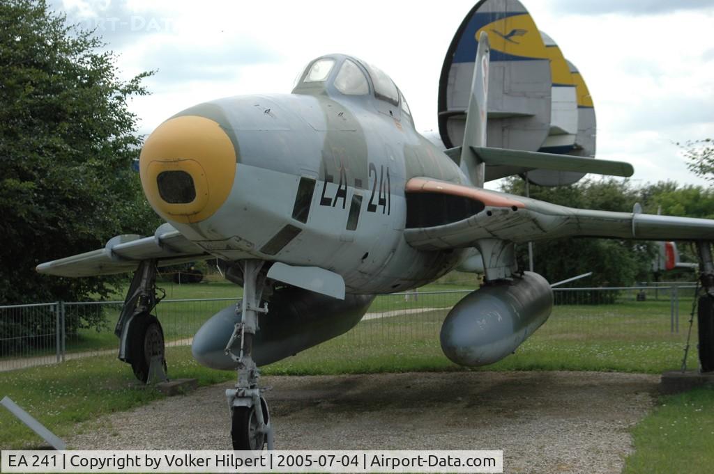 EA 241, 1952 Republic RF-84F Thunderflash C/N Not found 52-7377, Republic RF-84F Thunderstreak