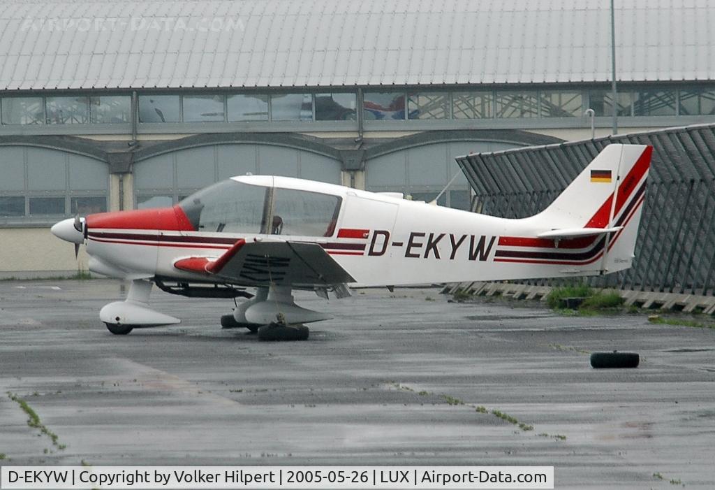 D-EKYW, Robin DR-400-180 Regent C/N 1702, Robin DR400-180