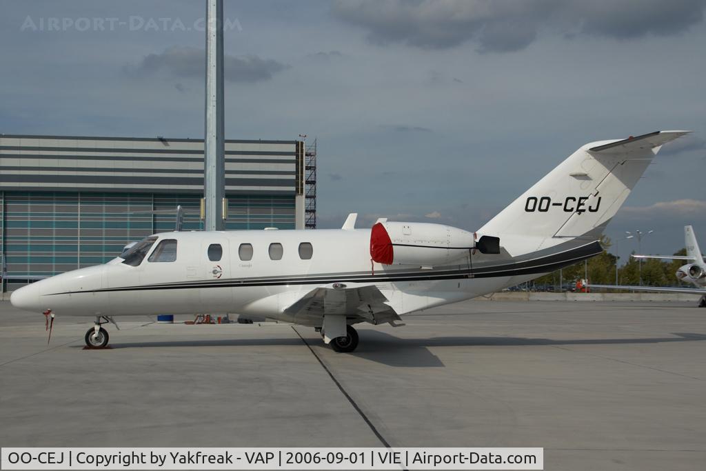OO-CEJ, 1999 Cessna 525A CitationJet CJ2 C/N 525A-0172, Cessna 525 Citationjet