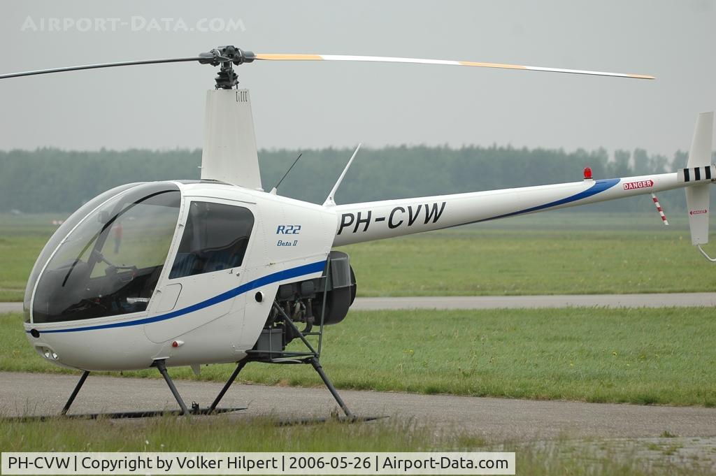 PH-CVW, Robinson R22 Beta C/N 3975, Robinson R22
