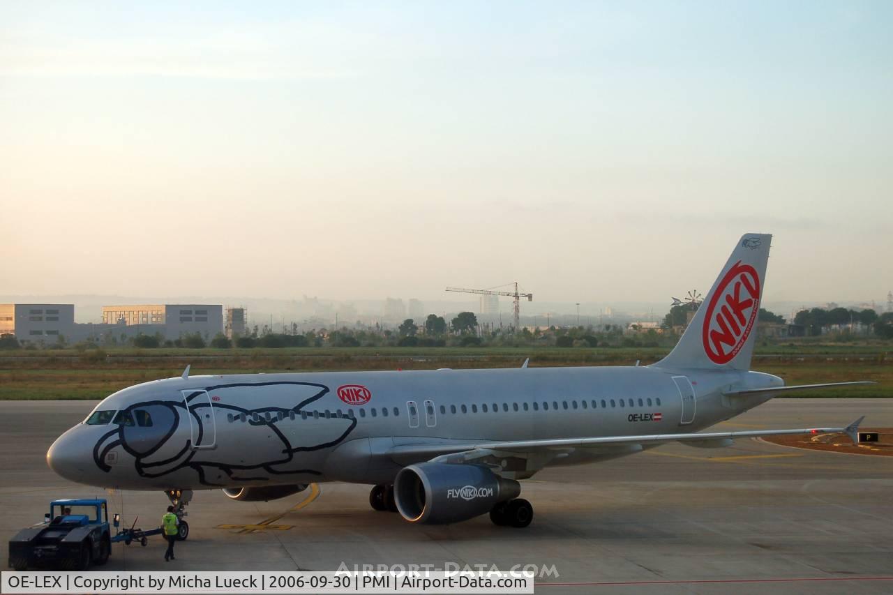 OE-LEX, 2006 Airbus A320-214 C/N 2867, Push-back in Palma de Mallorca