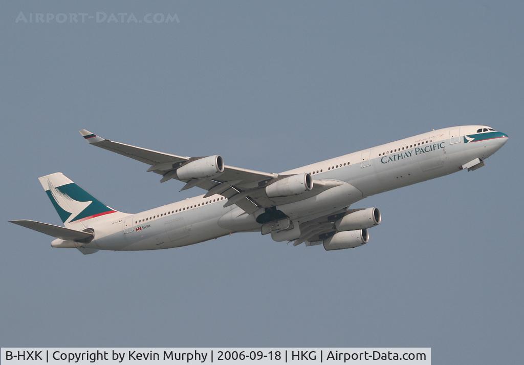 B-HXK, Airbus A340-313 C/N 228, CP A340