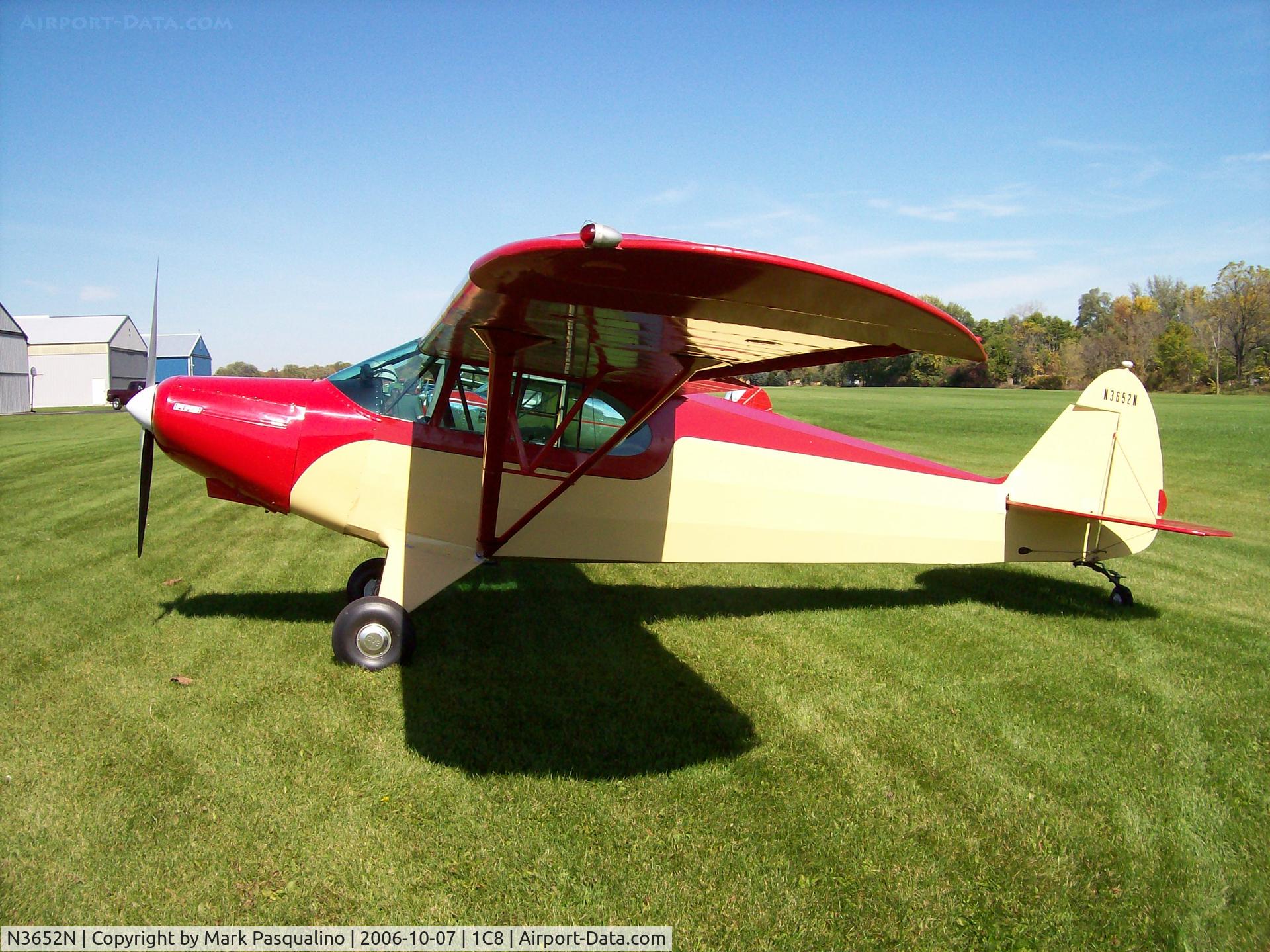 N3652N, Piper PA-12 Super Cruiser C/N 12-1903, Piper PA-12