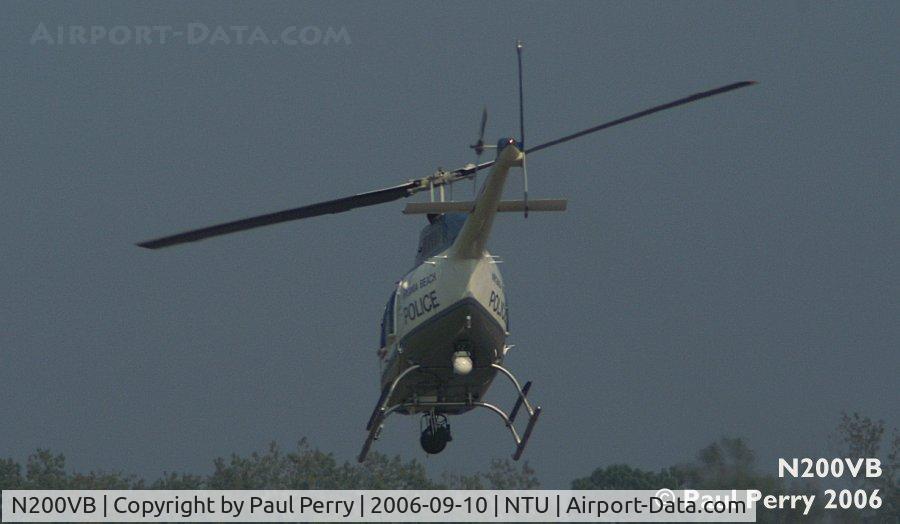 N200VB, 1989 Bell 206B JetRanger III C/N 4070, And she's off, making the short hop back to her pad