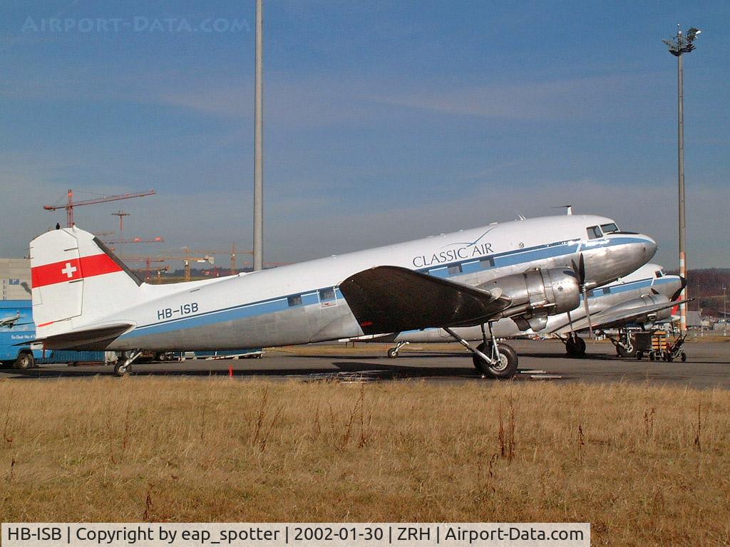 HB-ISB, 1942 Douglas DC3C-S1C3G (C-47) C/N 4666, parked