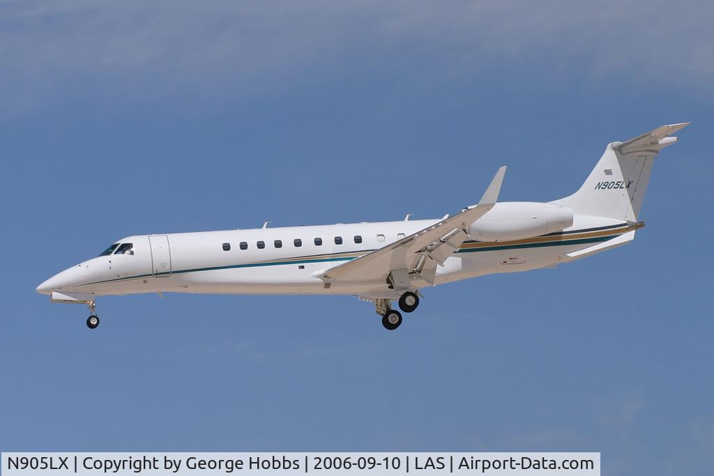 N905LX, 2004 Embraer ERJ-135BJ Legacy C/N 145775, Embraer Legacy on finals at Las Vegas
