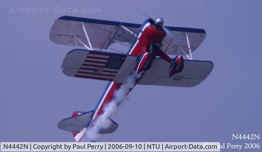 N4442N, 1943 Boeing A75N1 (PT17) C/N 75-7893, Smoke on during the solo performance of the 'Super Stearman'