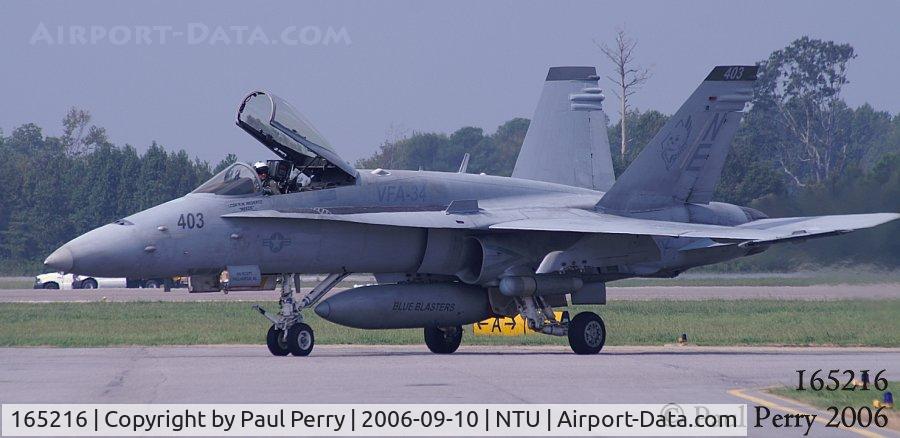 165216, McDonnell Douglas F/A-18C Hornet C/N 1394, One of the Blue Blasters' birds taxiing back in