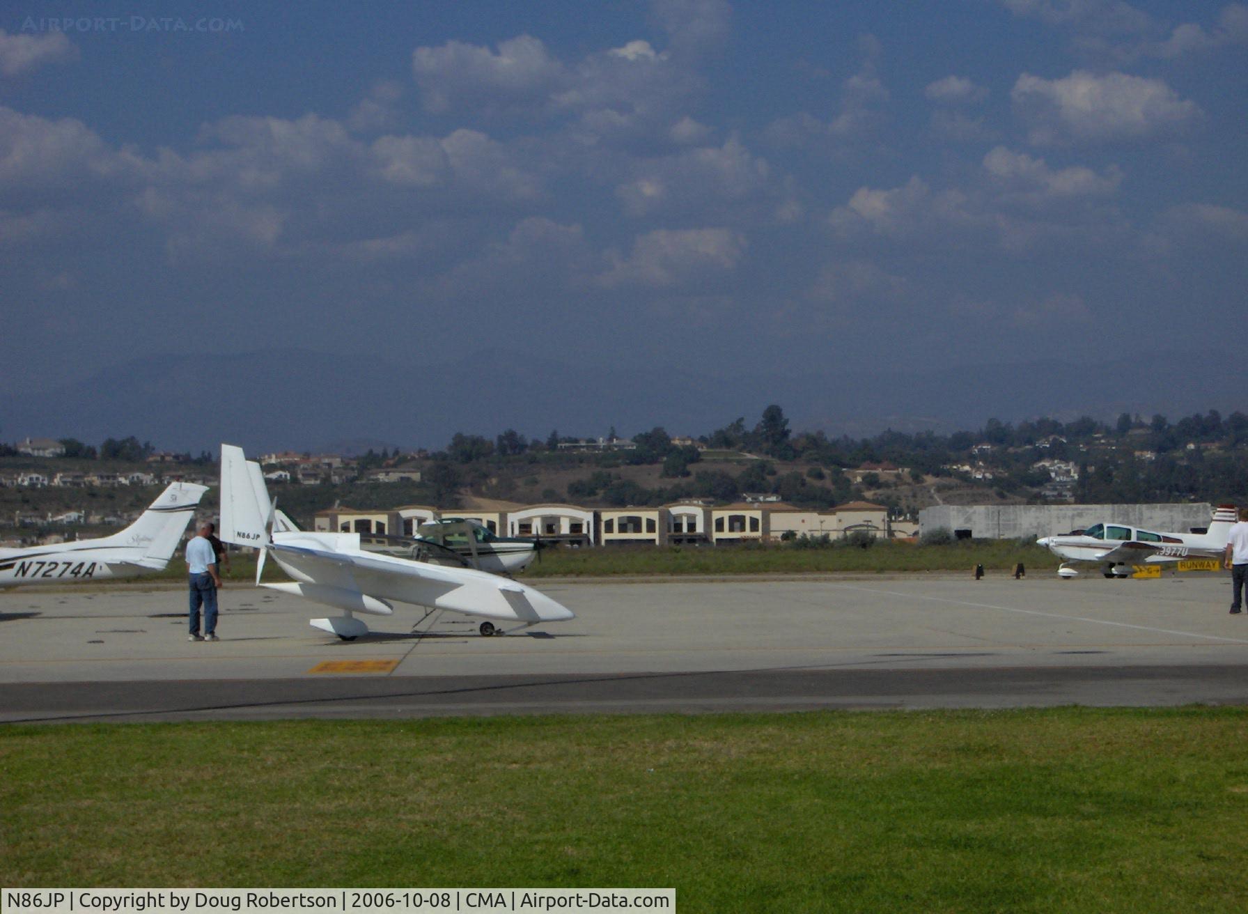 N86JP, 1986 Rutan Long-EZ C/N 839, 1986 Potter LONG-EZE Canard, Lycoming O-235 115 Hp, note long range tanks